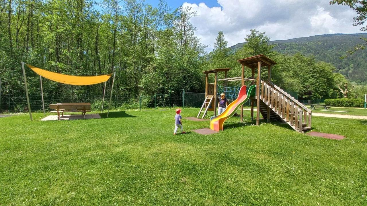 Kaspar Haus Kmb Seeblick Appartement Am Ossiacher See Mit Direktem Seezugang, Hallenbad Bodensdorf Exterior foto